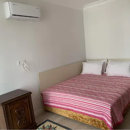 Seaview Apartment *