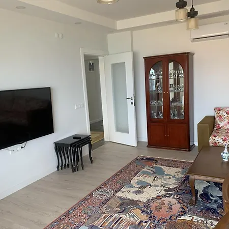 Seaview Apartment *