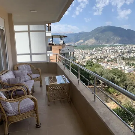 Seaview Apartment *